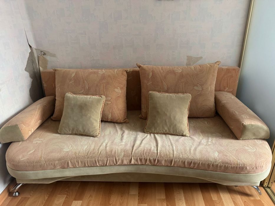 Тахта диван