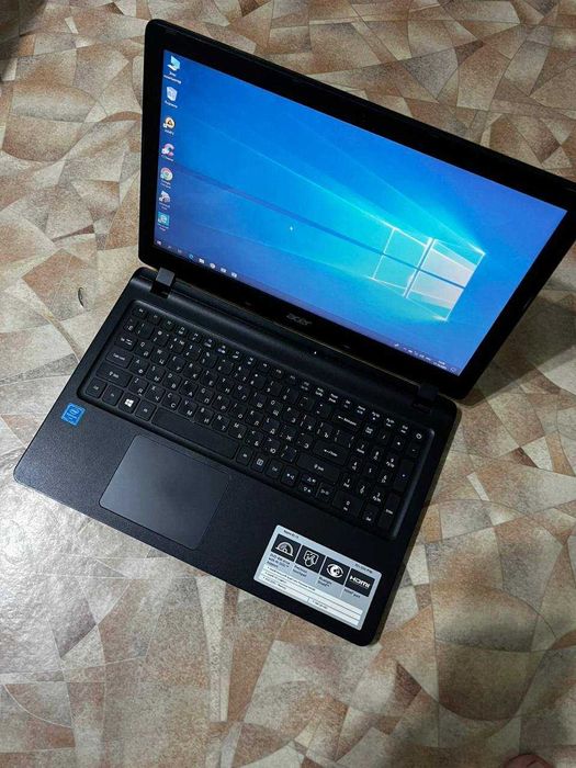 Отличный ноутбук ASER продам срочно ВСЁ работает! Windows 10 АСТАНА
