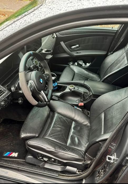 Bmw E60 525d.            .