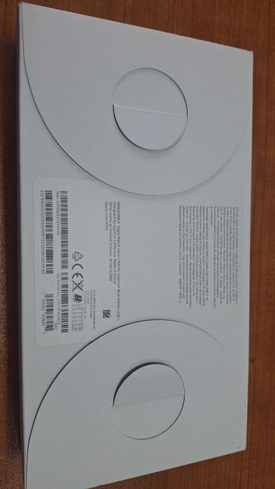 Чисто нов Apple Watch Ultra 2 Titanium 49mm с гаранция