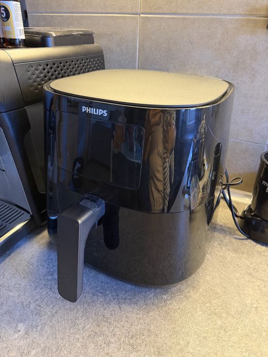 Friteuza cu aer cald PHILIPS Airfryer XL Essential