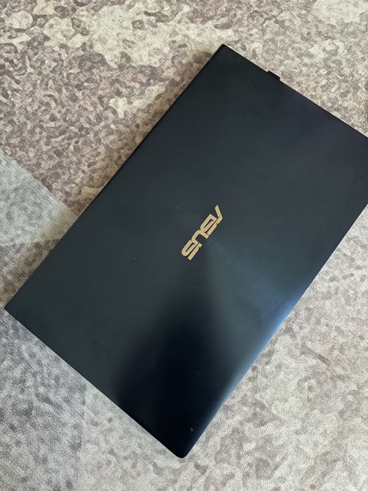 Asus Zenbook 14 UX434F