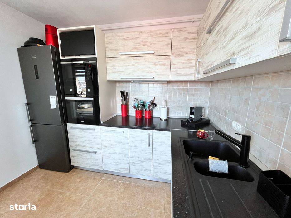 Apartament cu 3 camere la prima închiriere și parcare subterană