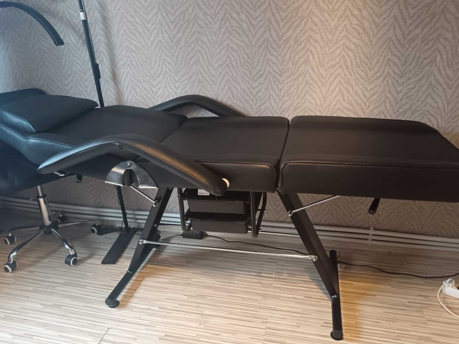Pat, scaun cosmetica, tatuaj,masaj