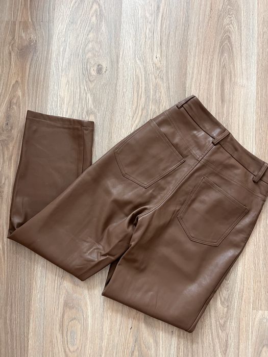 Кафяв кожен панталон