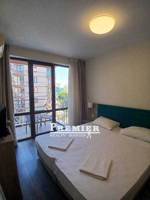 Продава се прекрасна студия в отличен целогодишен комплекс,