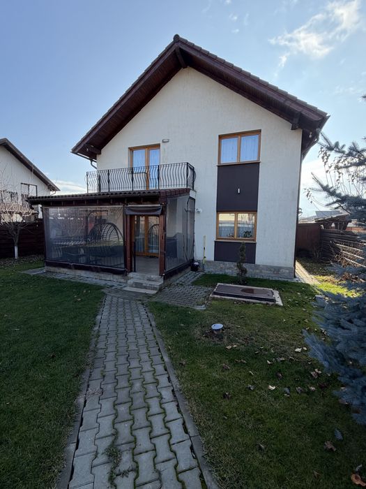 Proprietar vand casa,cartier izvor