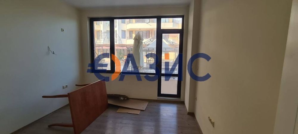 Продава се Двустаен апартамент в с. Равда, Област Бургас - 64 кв.м за 1338 €/кв.м - Снимка #2