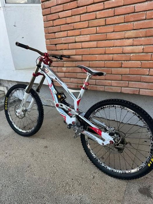 DE VÂNZARE– 2012 YT-Industries TuEs 2.0 World Cup Limited Edition