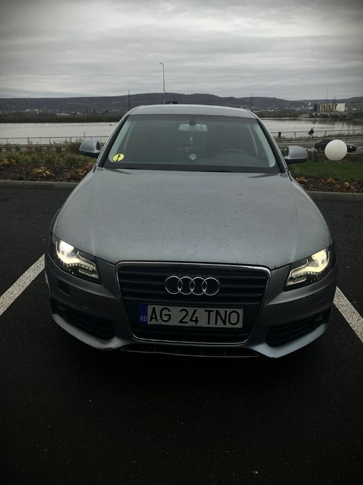 Vând Audi A4 b8 2009