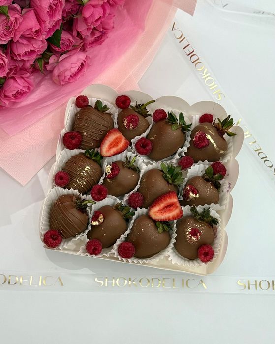 клубника в шоколаде