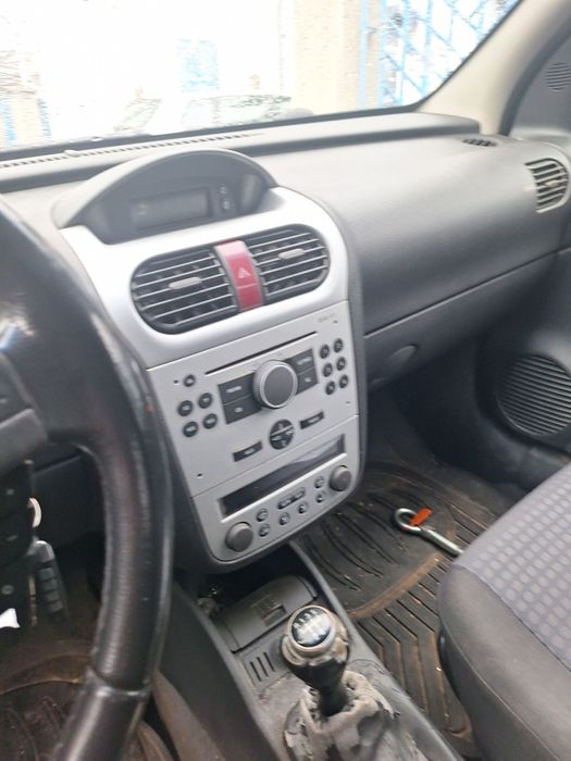 Opel Corsa C 2005 Benzina