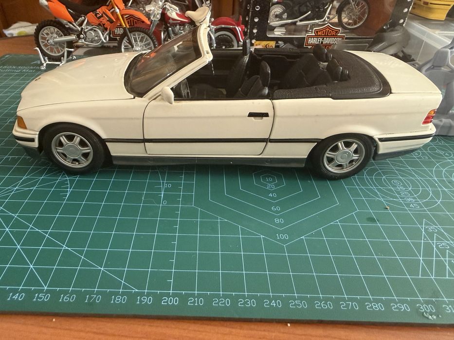Macheta bmw 1.18