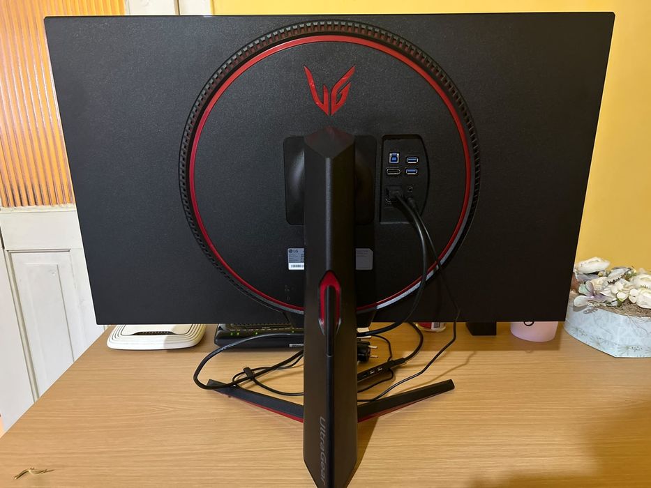 Monitor Gaming LG UltraGear 32GP850-B 32” QHD Nano IPS 165Hz/180Hz 1ms