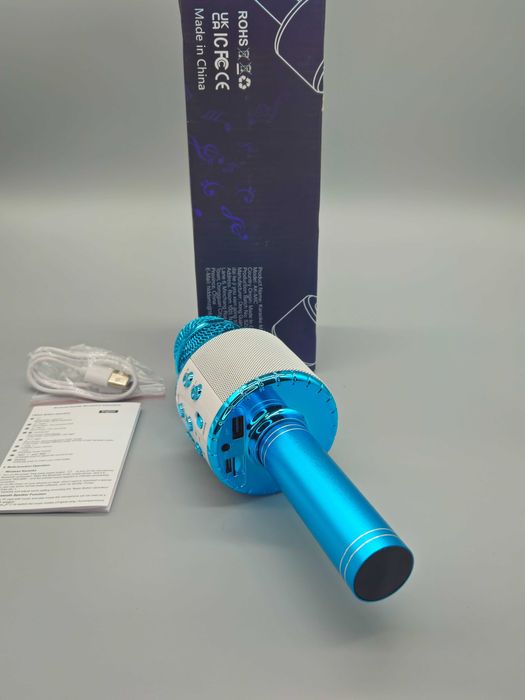 Безжичен караоке микрофон(Bluetooth)- вграден говорител и LED светлини