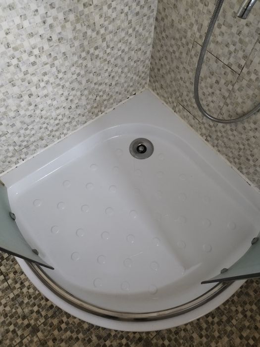 Продам душевой уголок Mars