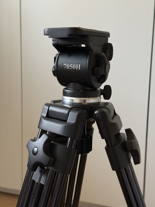 Штатив для камеры