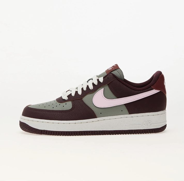 Продавам маратонки nike