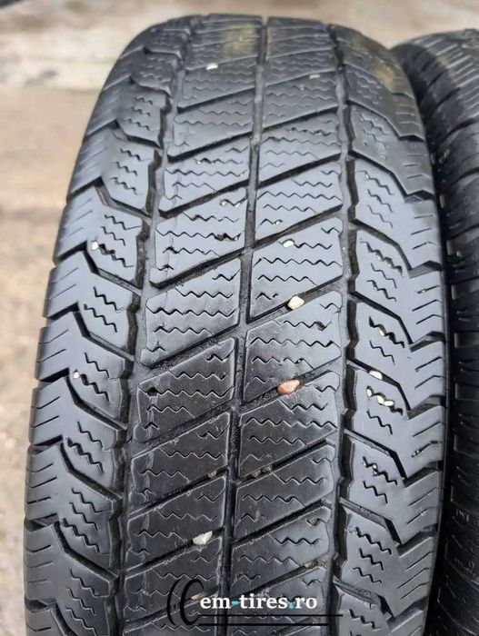 SET 2 Anvelope Iarna 215/75 R16C BARUM Snovanis 2 113/111R