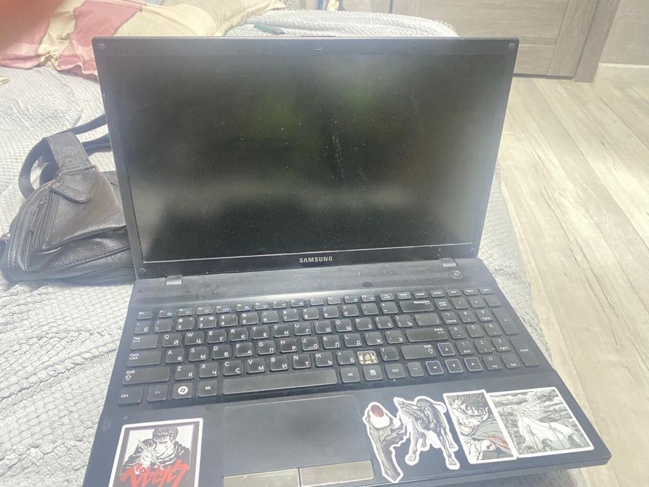 Ноутбук самсунг