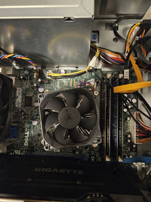 Компютър Dell цял/на части