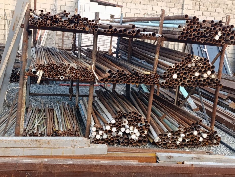 .bu.Metal. Rosiyiski. Truba.shvellel. ugolnik. Zur sfatli. Har turdagi