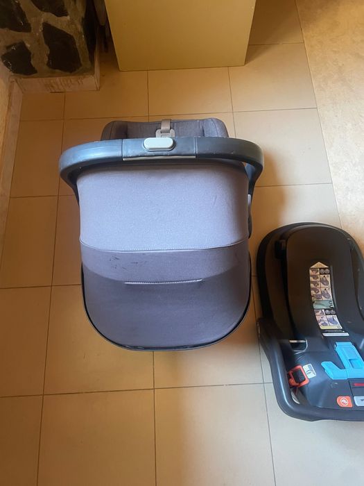 Бебешко кошче за кола