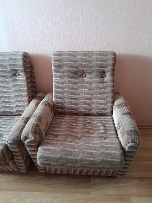 Кресла  Б У мягкие .