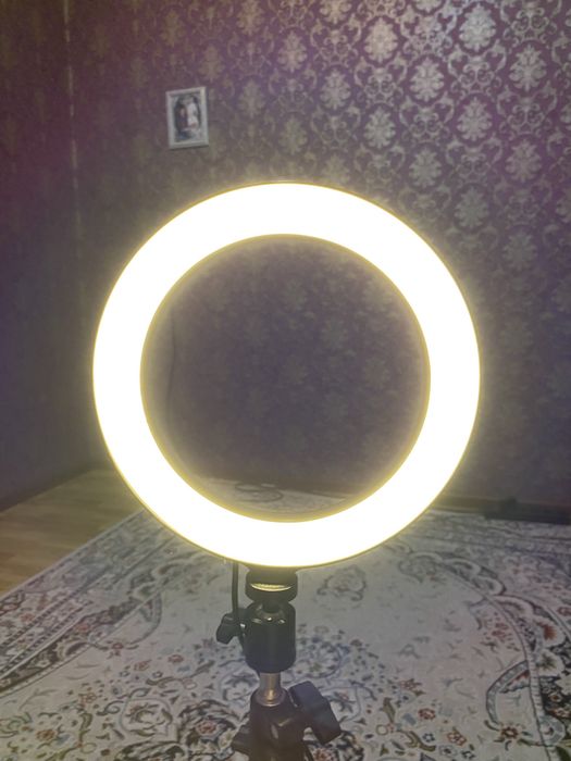 Продам тик ток лампу с 3цветами