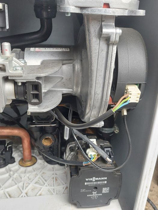 Dezmembrez centrala wiessmann