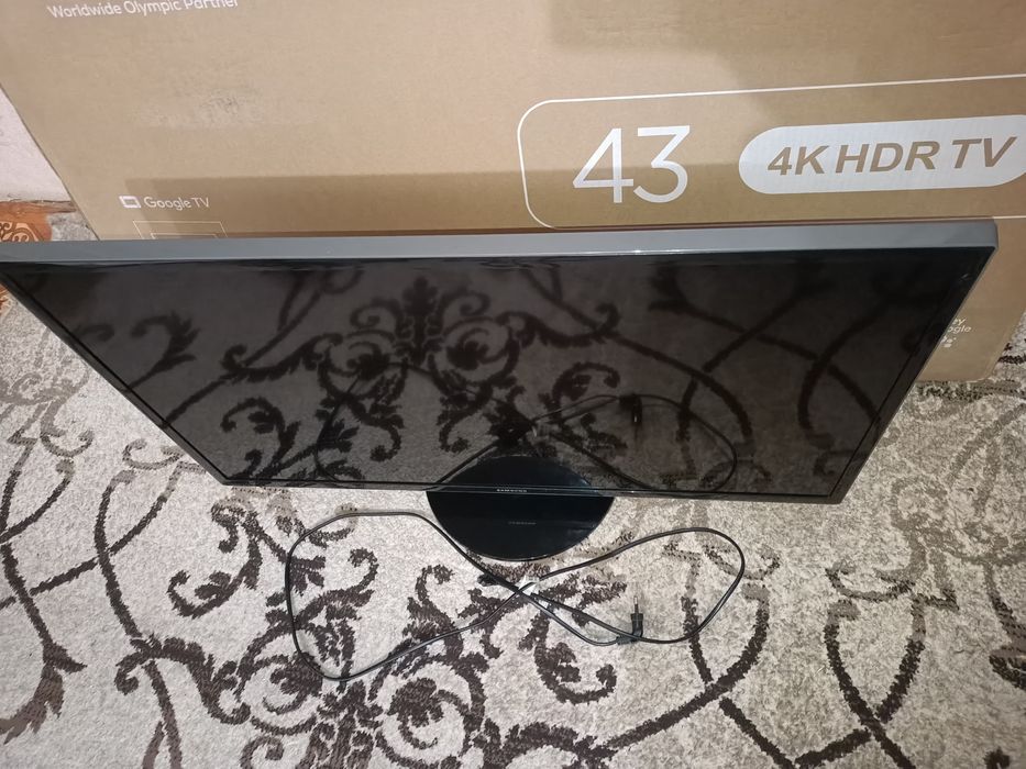 Продаю очень хорошо телевизор Самсунг