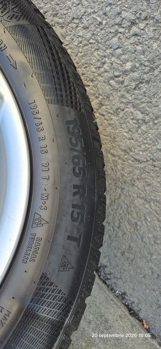 De vânzare cauciucuri pe jante iarnă