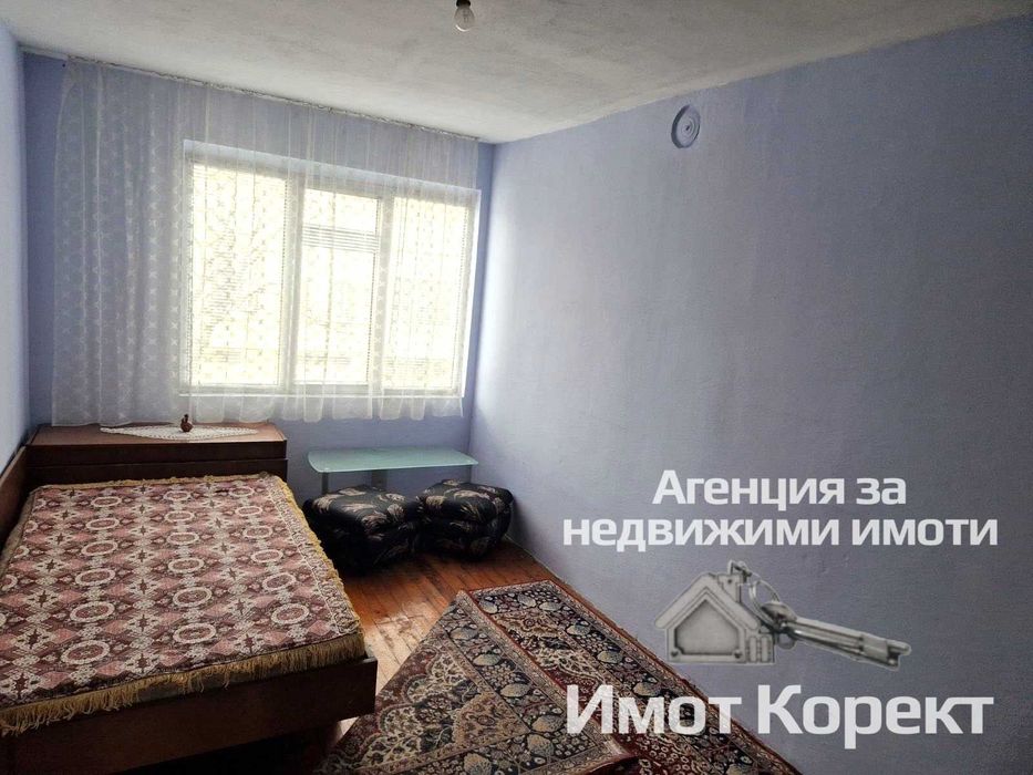 Продава се Четиристаен апартамент в Асеновград - 108 кв.м за 921 €/кв.м - Снимка #2