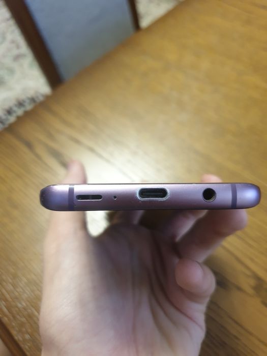 Samsung S9+ (В корпусе Live Demo Unit)
