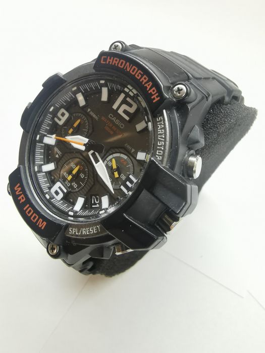 Мъжки часовник Casio MCW-100H-1AVEF / Хронограф (Оригинал с кутия)