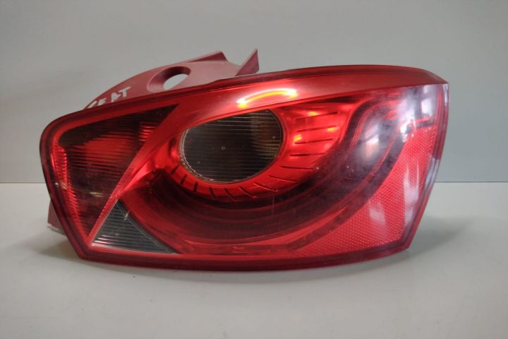 Stop / Tripla dreapta 6J4945096B Seat Ibiza a 4-a generatie 6J