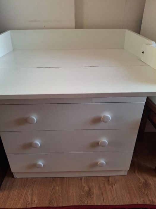 Продам пеленальный комод