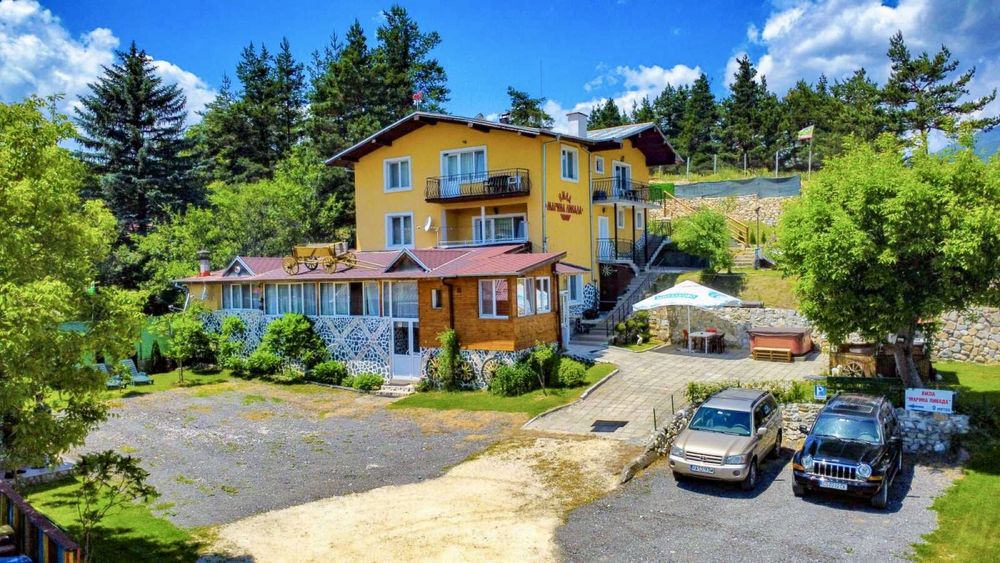 Дава се под наем Къща в Велинград - 300 кв.м за 357 € - Снимка #2