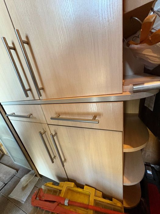 Тумба и шкаф комплектом