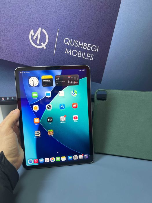 Srochno! iPad Pro M2 128GB + Chexol Green