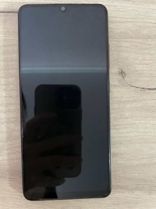 Продам телефон самсунг А32