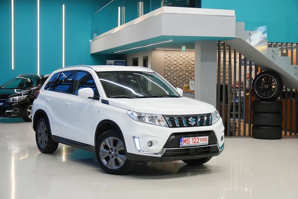 Suzuki Vitara Garantie 12Luni~Facelift~4x4~Navi~Camera~Led