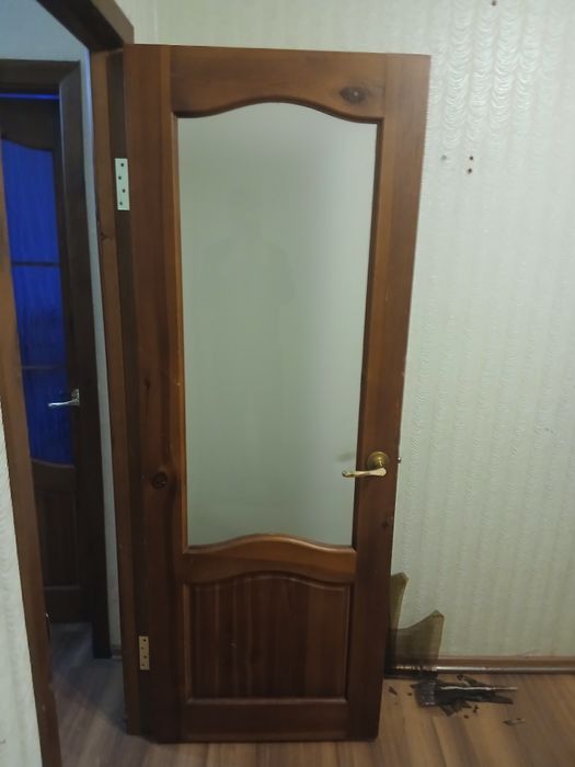 Стекла на межкомнатные двери