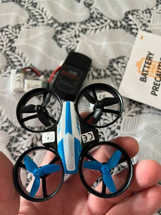 Mini Dronă Holy Stone HS210