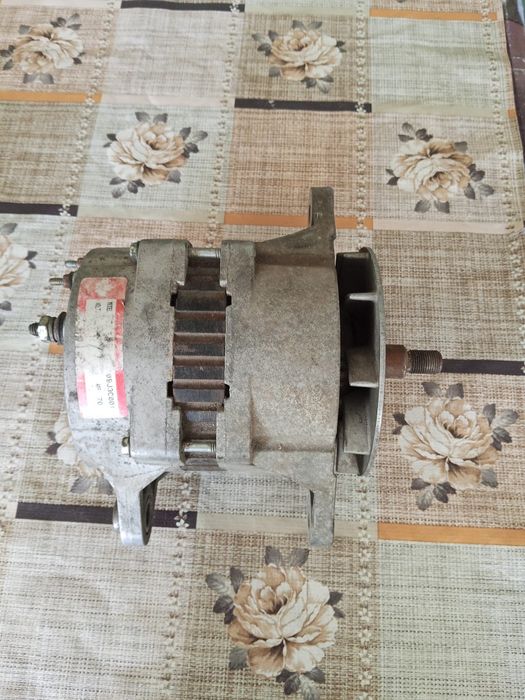 Alternator 24 W, producător Canada