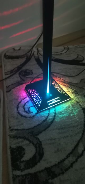 Stand pentru căști rgb i-jmb