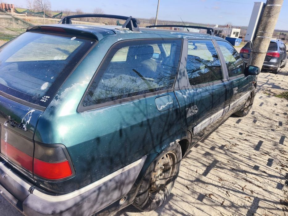 Автомобил Ситроен Ксантия