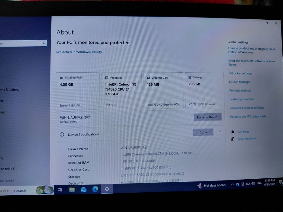 Noutbook sotiladi