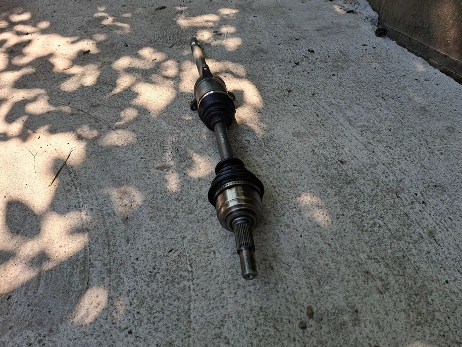 Чисто нова полуоска за NISSAN QASHQAI Renault Koleos Рено Нисан Кашкай