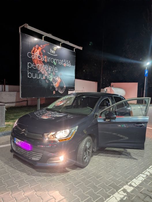 Citroen  C4  2013, diesel 1,6  Mașina perfectă pt oraș,  navetă sau concediu